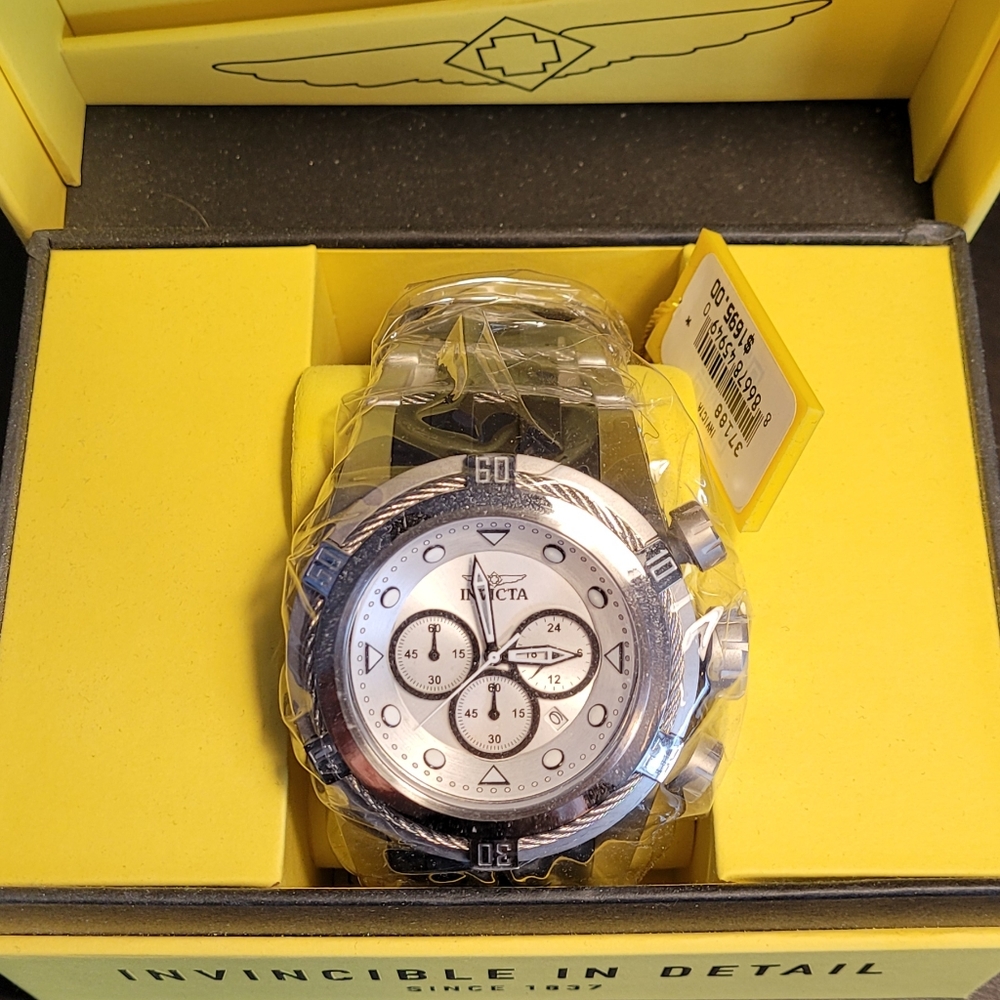 NEW WITH TAGS INVICTA BOLT ZEUS QUARTZ CHRONOGRAPH WATCH 53MM